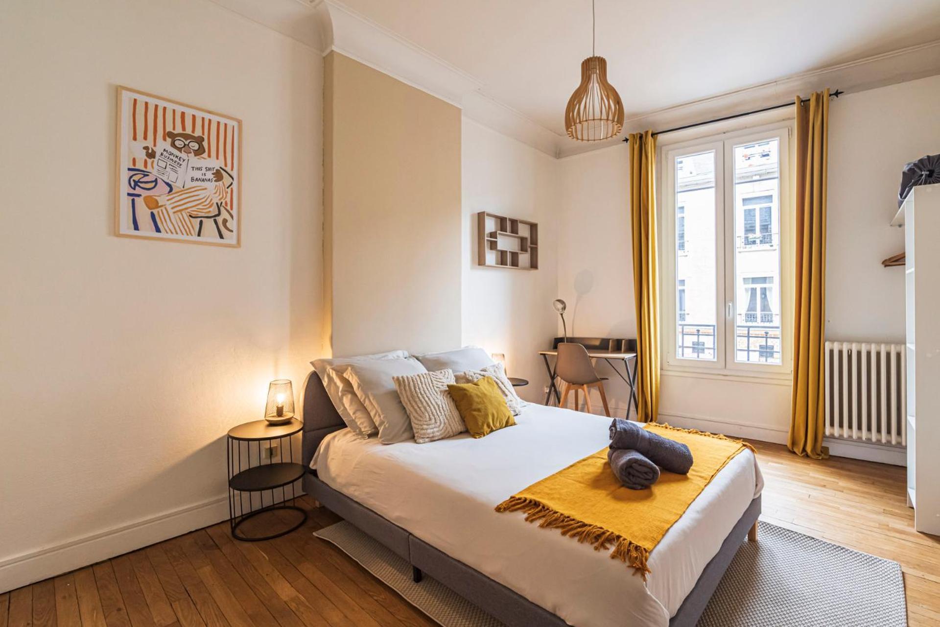 L'Haussmannien - Spacieux 4 Chambres - Centre - Gare Reims Dış mekan fotoğraf