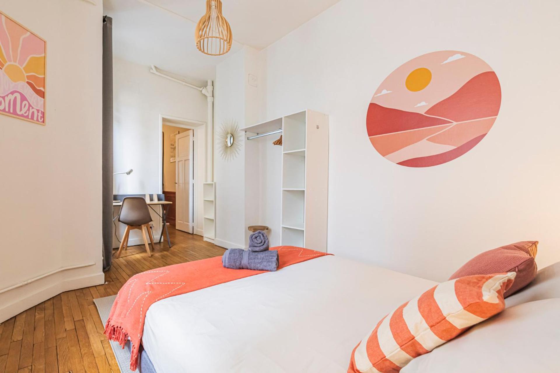 L'Haussmannien - Spacieux 4 Chambres - Centre - Gare Reims Dış mekan fotoğraf